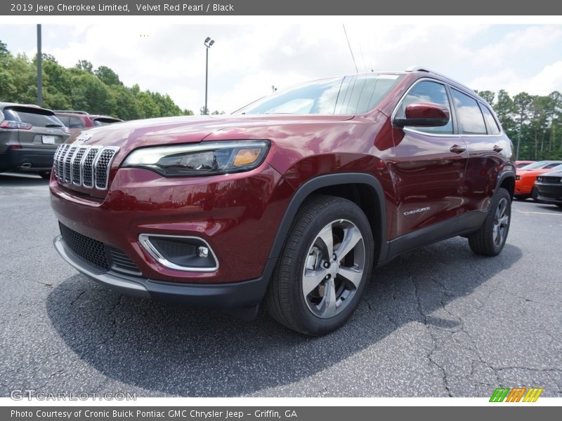 Velvet Red Pearl / Black 2019 Jeep Cherokee Limited