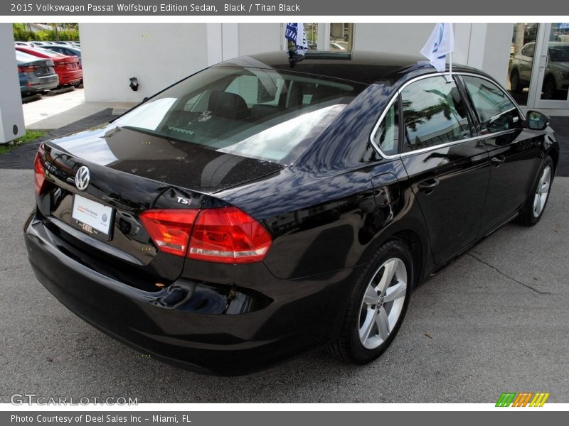 Black / Titan Black 2015 Volkswagen Passat Wolfsburg Edition Sedan