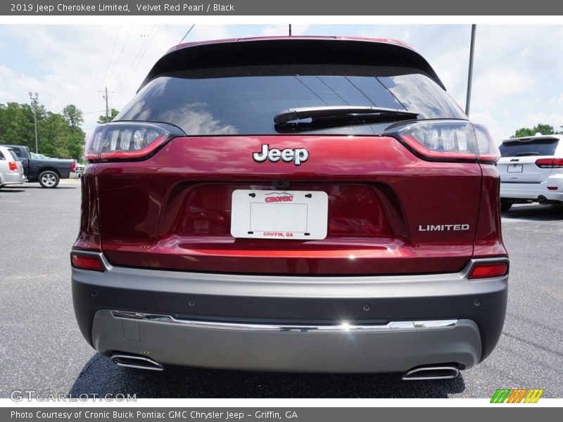 Velvet Red Pearl / Black 2019 Jeep Cherokee Limited