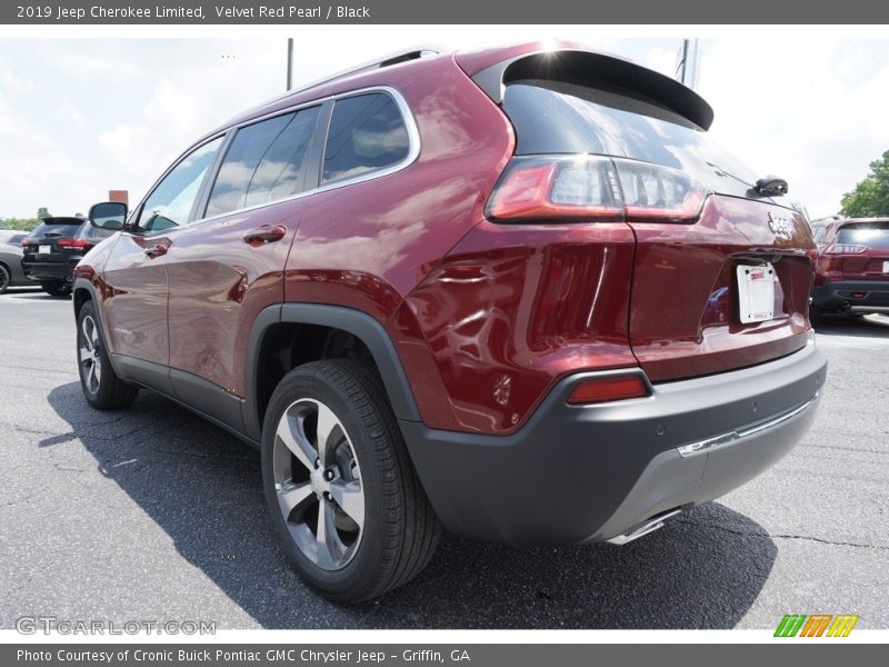 Velvet Red Pearl / Black 2019 Jeep Cherokee Limited