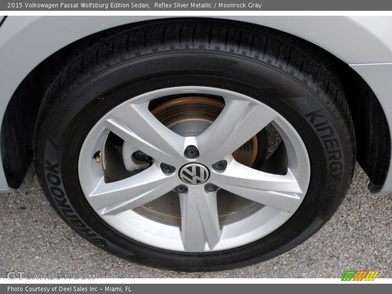 Reflex Silver Metallic / Moonrock Gray 2015 Volkswagen Passat Wolfsburg Edition Sedan