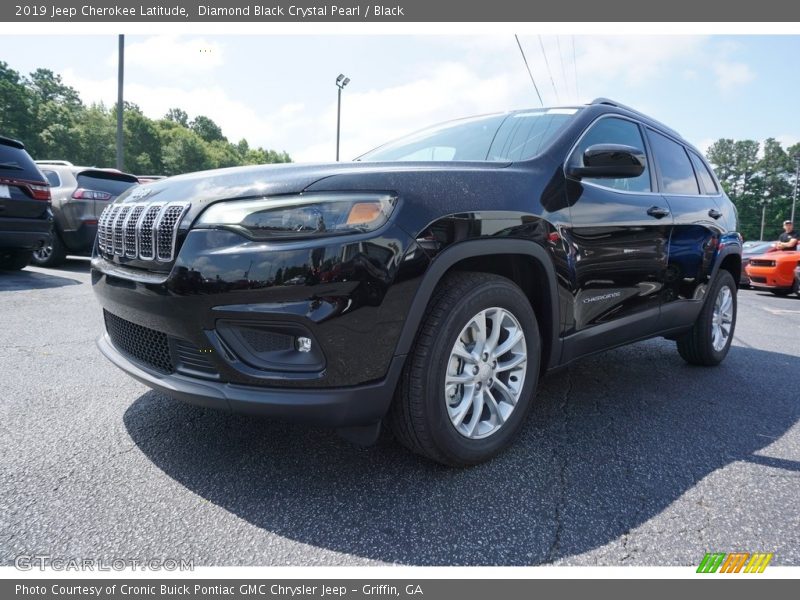 Diamond Black Crystal Pearl / Black 2019 Jeep Cherokee Latitude