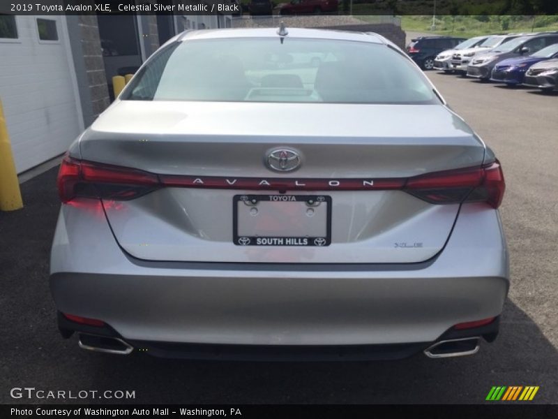 Celestial Silver Metallic / Black 2019 Toyota Avalon XLE