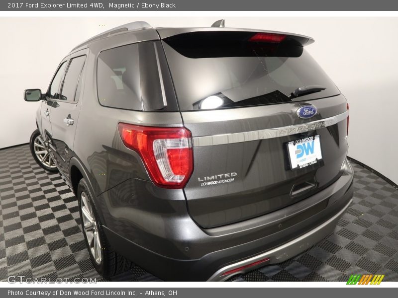 Magnetic / Ebony Black 2017 Ford Explorer Limited 4WD