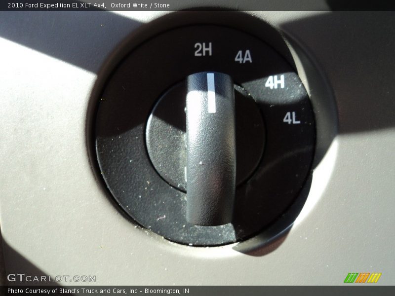Oxford White / Stone 2010 Ford Expedition EL XLT 4x4