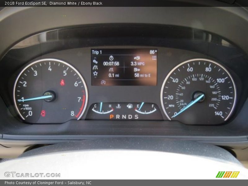 Diamond White / Ebony Black 2018 Ford EcoSport SE