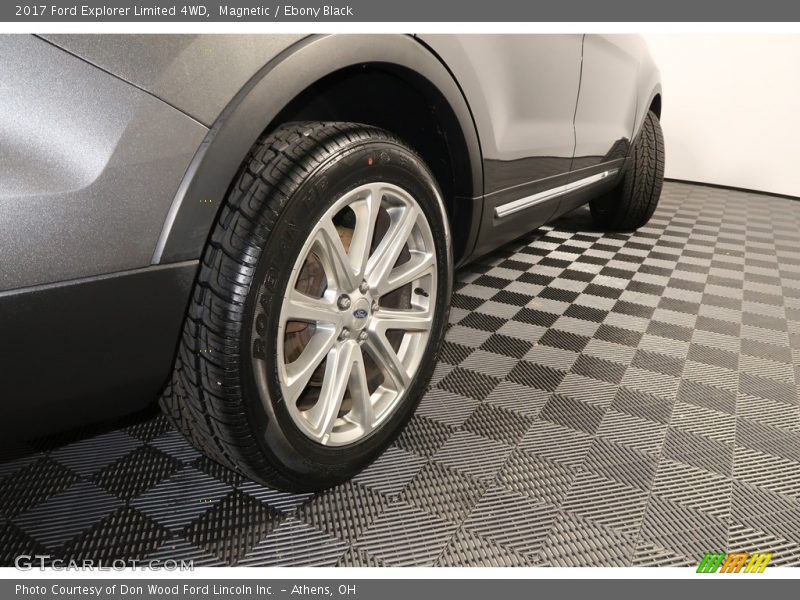 Magnetic / Ebony Black 2017 Ford Explorer Limited 4WD