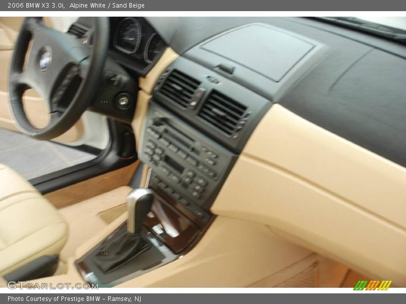 Alpine White / Sand Beige 2006 BMW X3 3.0i