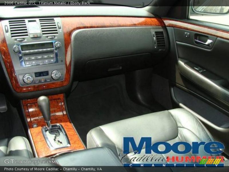 Titanium Metallic / Ebony Black 2006 Cadillac DTS