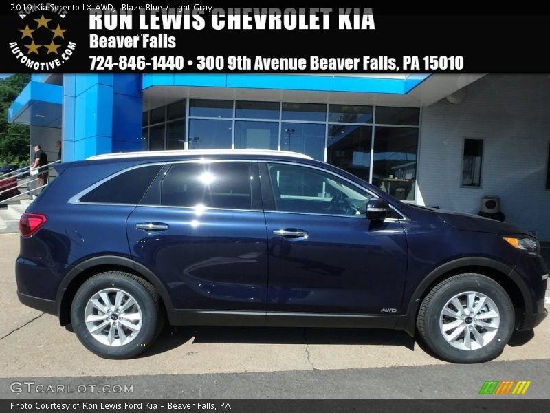 Blaze Blue / Light Gray 2019 Kia Sorento LX AWD