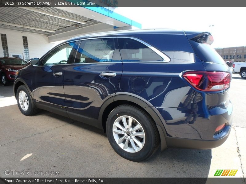 Blaze Blue / Light Gray 2019 Kia Sorento LX AWD