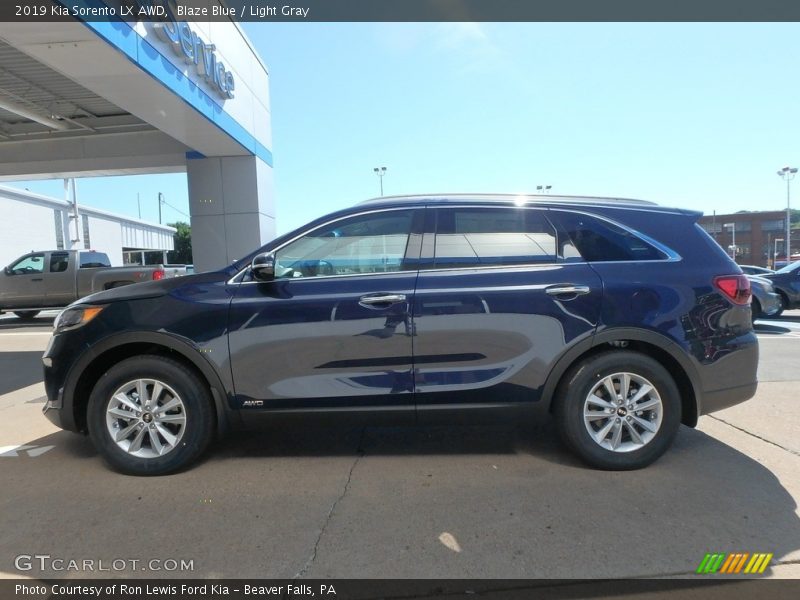 Blaze Blue / Light Gray 2019 Kia Sorento LX AWD