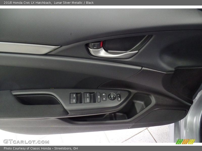 Lunar Silver Metallic / Black 2018 Honda Civic LX Hatchback