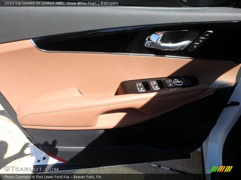 Snow White Pearl / Mahogany 2019 Kia Sorento SX Limited AWD