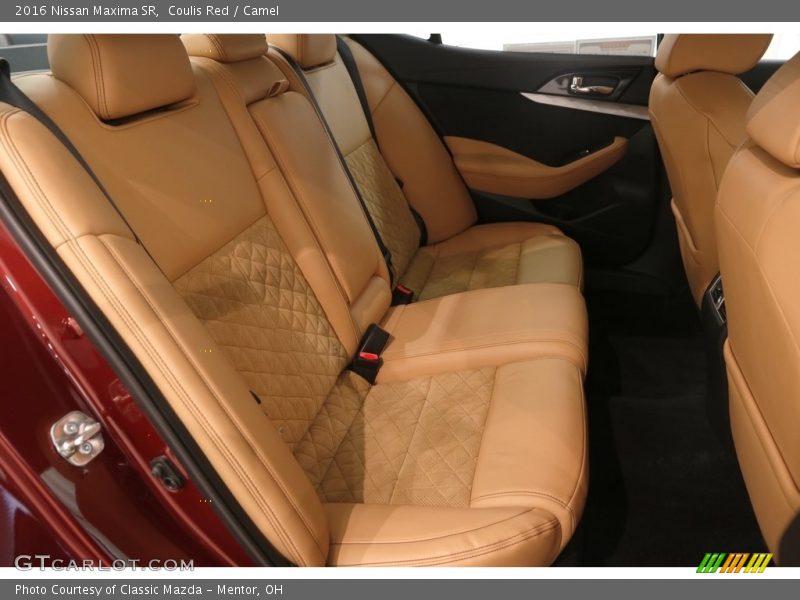 Coulis Red / Camel 2016 Nissan Maxima SR