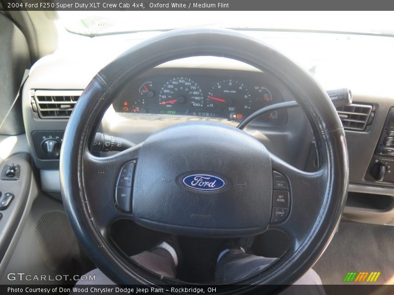 Oxford White / Medium Flint 2004 Ford F250 Super Duty XLT Crew Cab 4x4