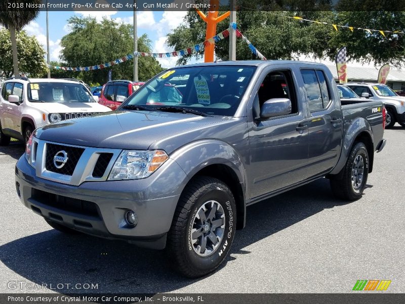 Gun Metallic / Graphite 2018 Nissan Frontier Pro-4X Crew Cab 4x4