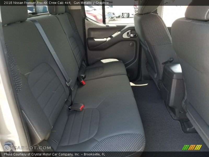 Gun Metallic / Graphite 2018 Nissan Frontier Pro-4X Crew Cab 4x4