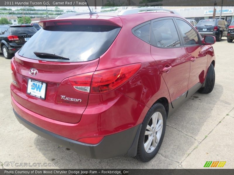 Garnet Red / Taupe 2011 Hyundai Tucson GLS