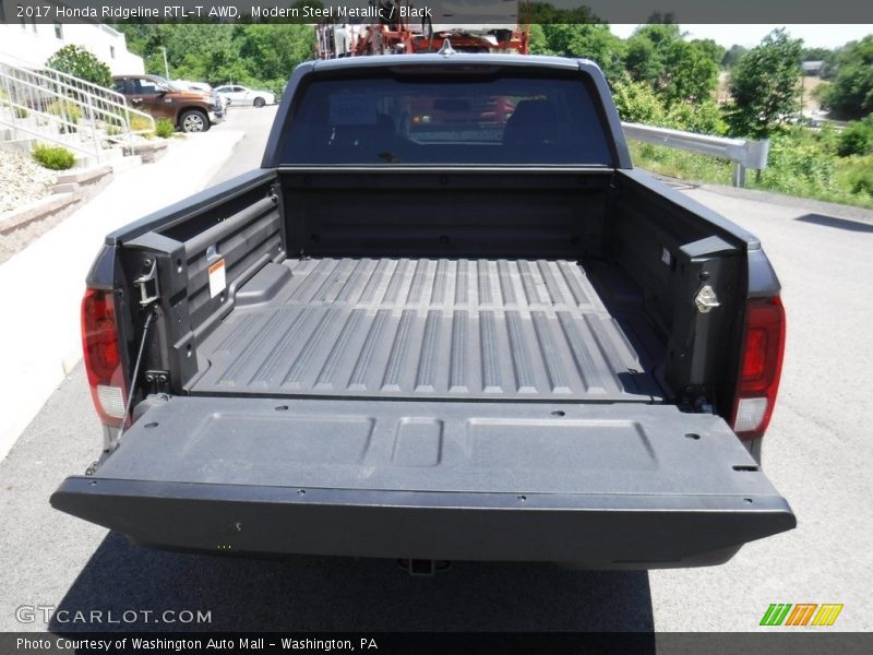 Modern Steel Metallic / Black 2017 Honda Ridgeline RTL-T AWD