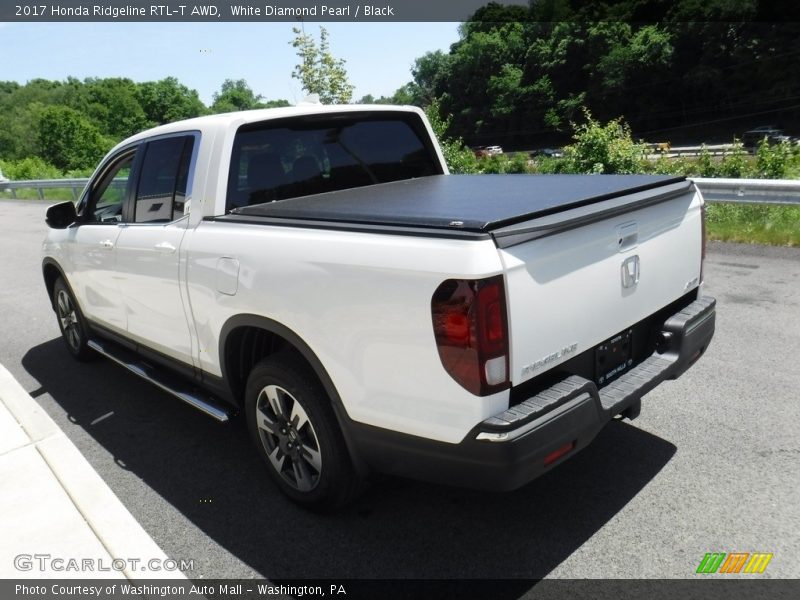 White Diamond Pearl / Black 2017 Honda Ridgeline RTL-T AWD