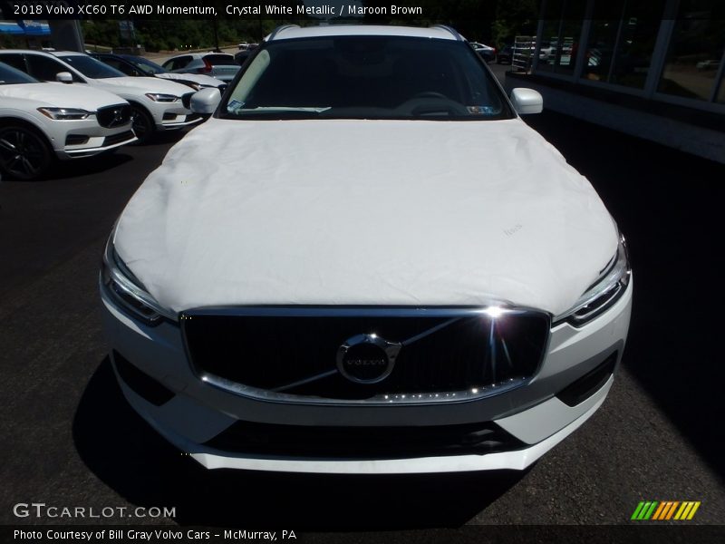 Crystal White Metallic / Maroon Brown 2018 Volvo XC60 T6 AWD Momentum
