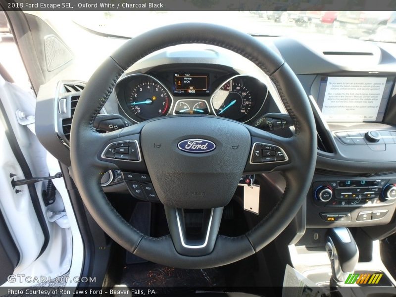Oxford White / Charcoal Black 2018 Ford Escape SEL