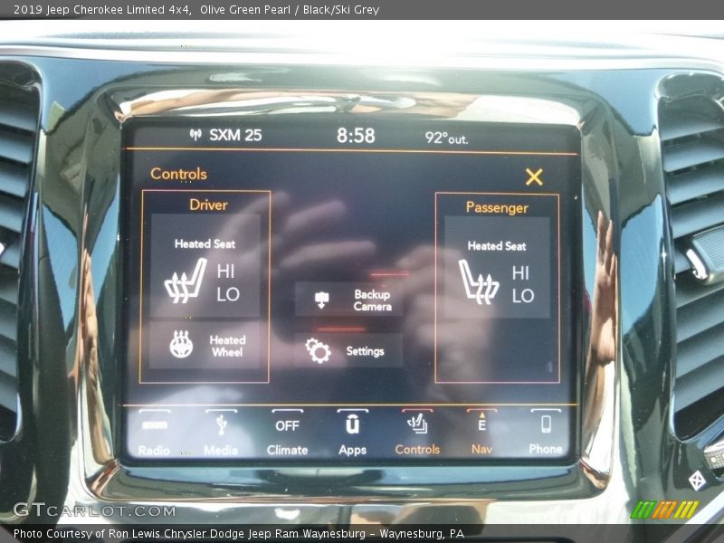 Olive Green Pearl / Black/Ski Grey 2019 Jeep Cherokee Limited 4x4