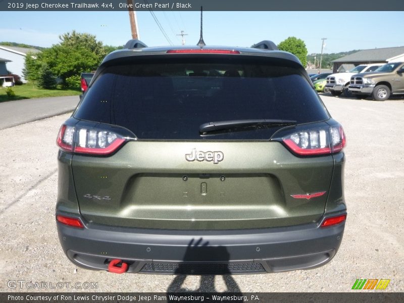 Olive Green Pearl / Black 2019 Jeep Cherokee Trailhawk 4x4