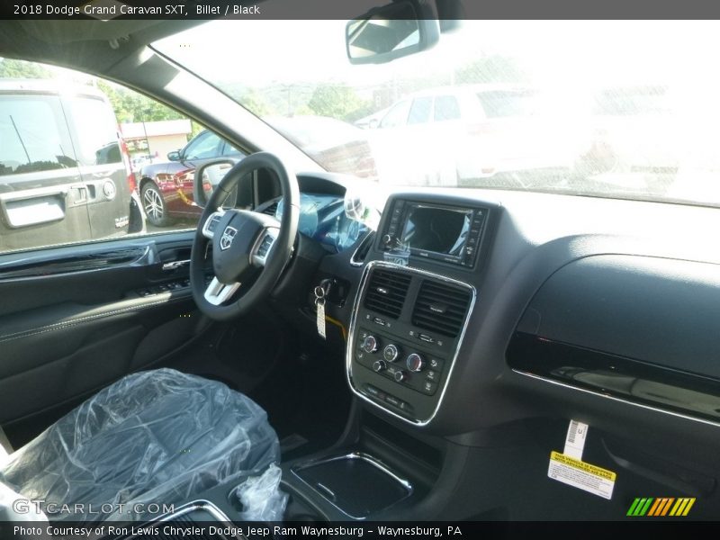 Billet / Black 2018 Dodge Grand Caravan SXT