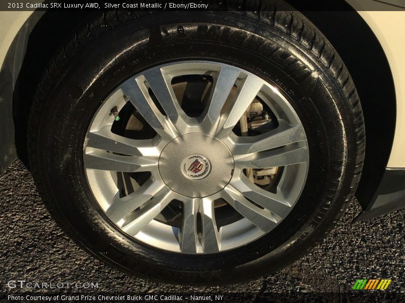 Silver Coast Metallic / Ebony/Ebony 2013 Cadillac SRX Luxury AWD