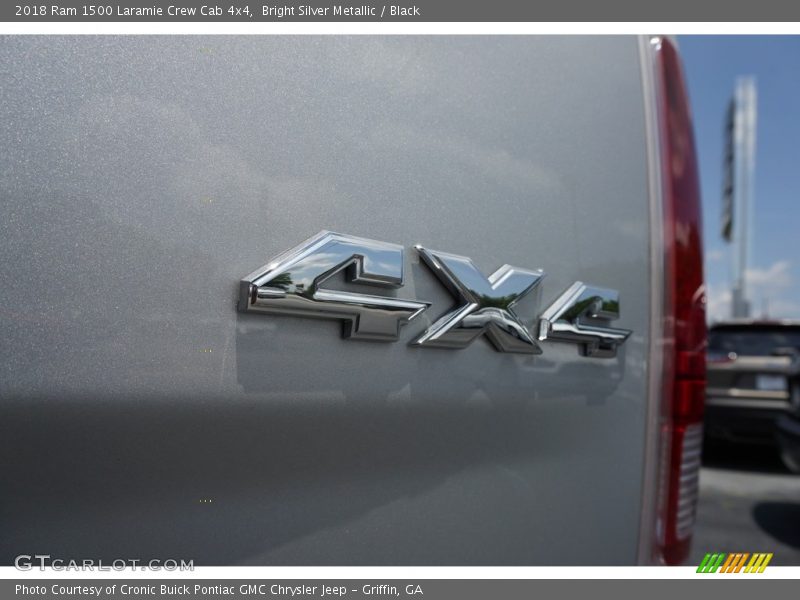 Bright Silver Metallic / Black 2018 Ram 1500 Laramie Crew Cab 4x4