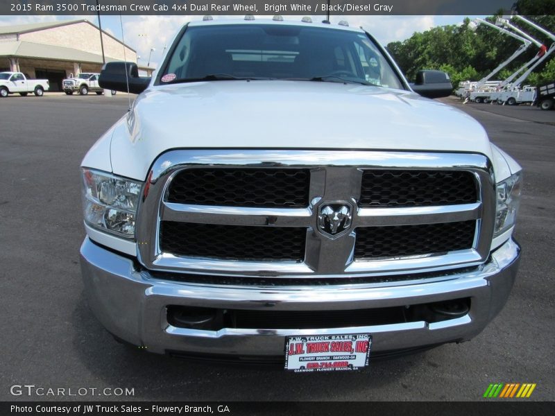 Bright White / Black/Diesel Gray 2015 Ram 3500 Tradesman Crew Cab 4x4 Dual Rear Wheel