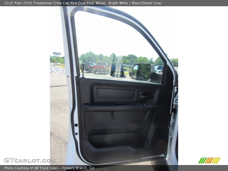 Bright White / Black/Diesel Gray 2015 Ram 3500 Tradesman Crew Cab 4x4 Dual Rear Wheel