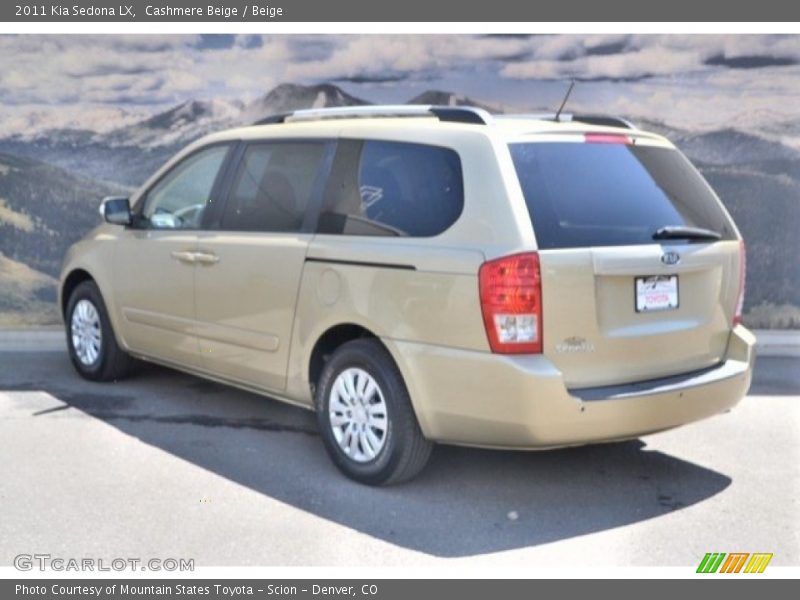 Cashmere Beige / Beige 2011 Kia Sedona LX