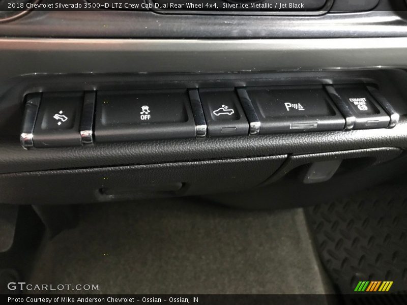 Silver Ice Metallic / Jet Black 2018 Chevrolet Silverado 3500HD LTZ Crew Cab Dual Rear Wheel 4x4