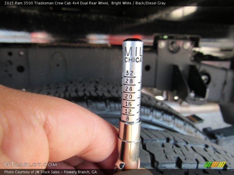 Bright White / Black/Diesel Gray 2015 Ram 3500 Tradesman Crew Cab 4x4 Dual Rear Wheel