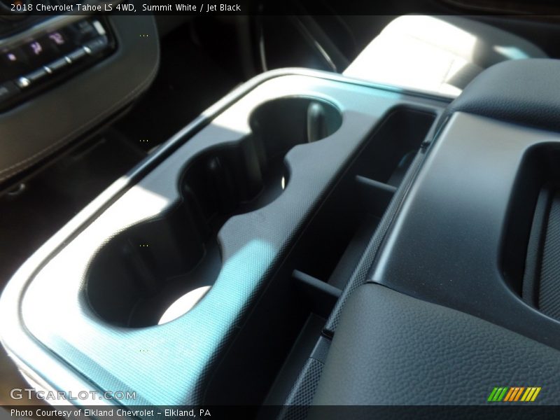 Summit White / Jet Black 2018 Chevrolet Tahoe LS 4WD