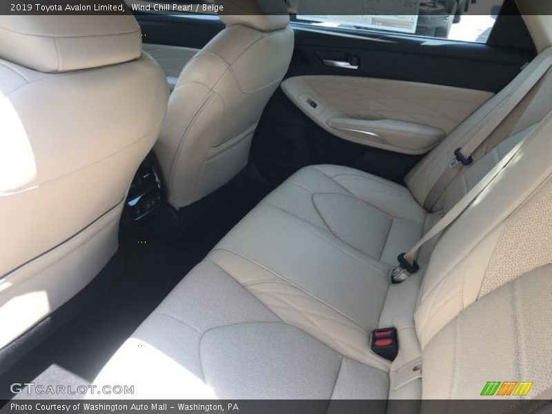 Wind Chill Pearl / Beige 2019 Toyota Avalon Limited