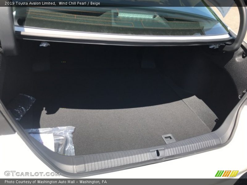Wind Chill Pearl / Beige 2019 Toyota Avalon Limited