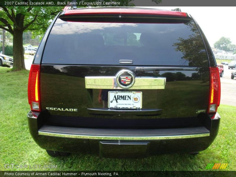 Black Raven / Cocoa/Light Cashmere 2007 Cadillac Escalade AWD