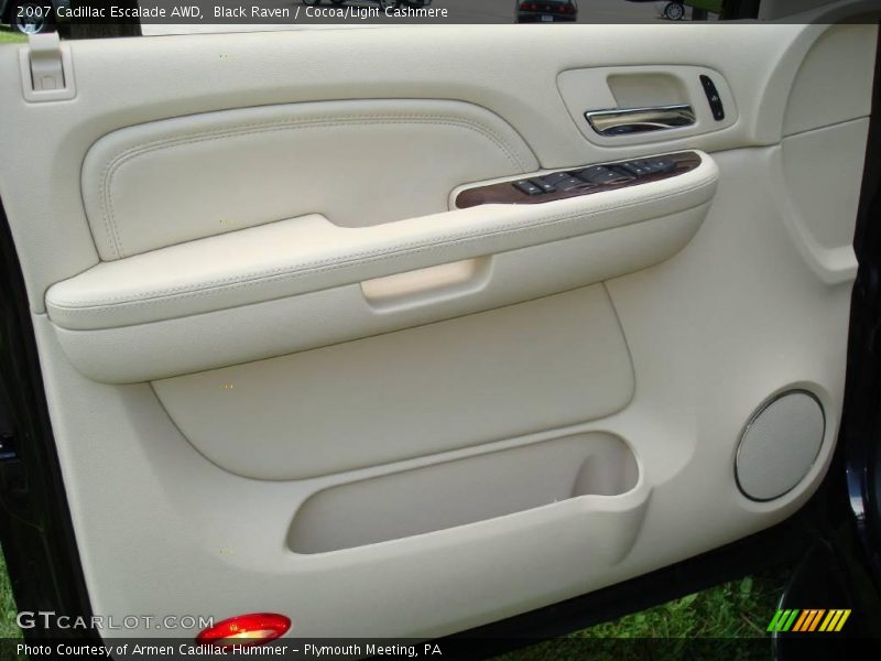 Black Raven / Cocoa/Light Cashmere 2007 Cadillac Escalade AWD