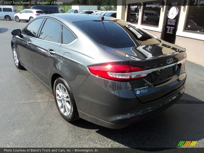 Magnetic / Ebony 2017 Ford Fusion SE