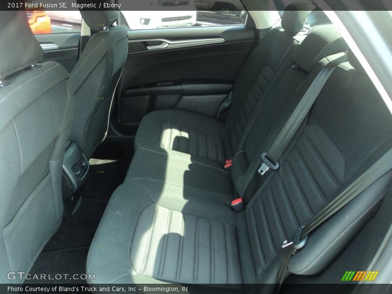 Magnetic / Ebony 2017 Ford Fusion SE
