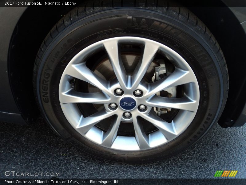 Magnetic / Ebony 2017 Ford Fusion SE