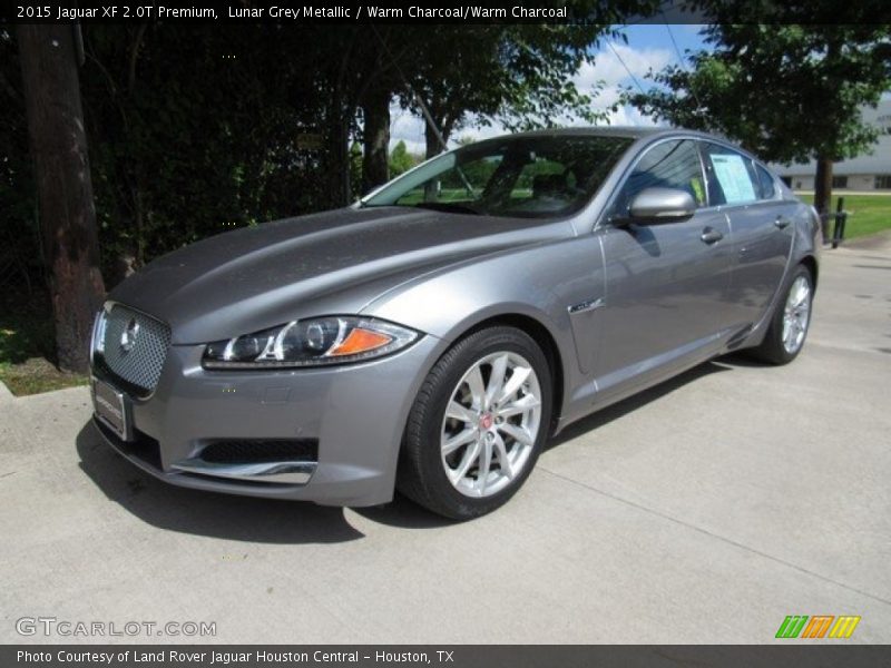 Front 3/4 View of 2015 XF 2.0T Premium