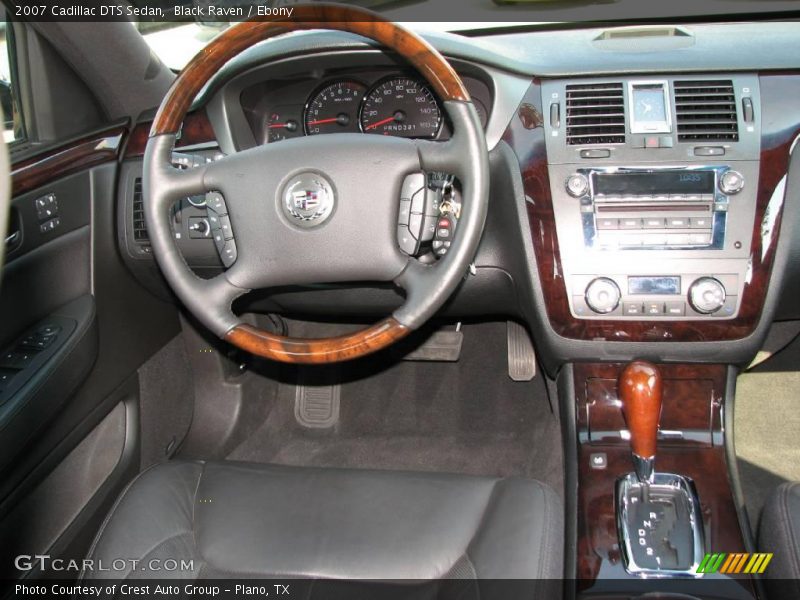 Black Raven / Ebony 2007 Cadillac DTS Sedan
