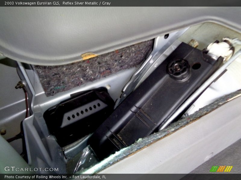 Reflex Silver Metallic / Gray 2003 Volkswagen EuroVan GLS