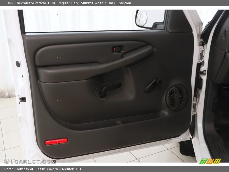 Summit White / Dark Charcoal 2004 Chevrolet Silverado 1500 Regular Cab