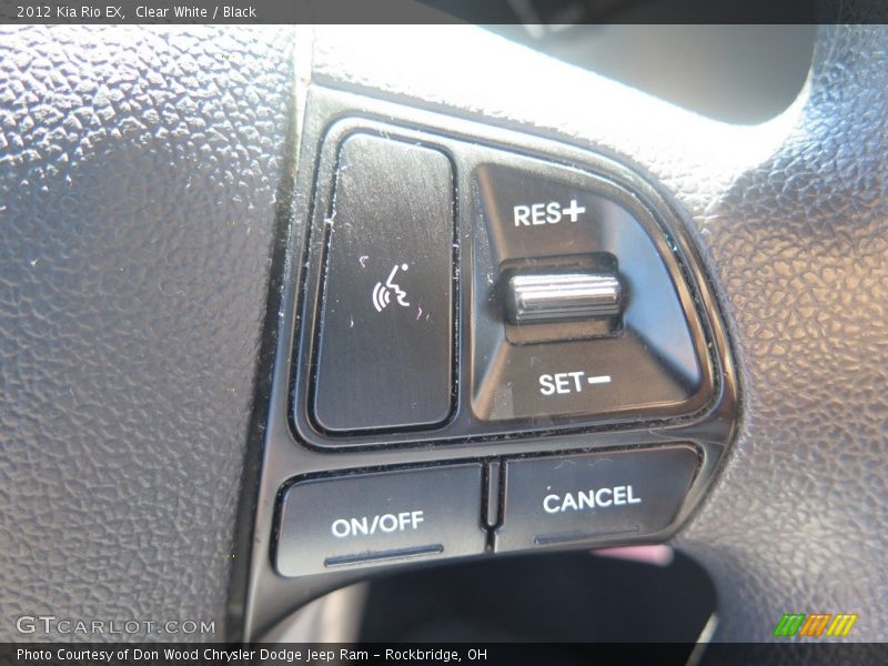 Clear White / Black 2012 Kia Rio EX